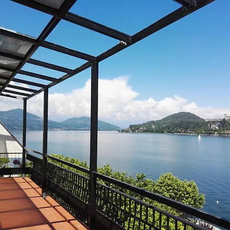 Casa Fiorino Apartman Arona